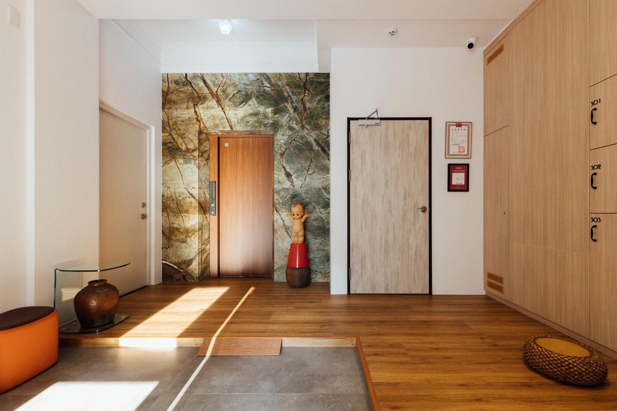 鹹菜巷8號 Hotell Tainan Exteriör bild