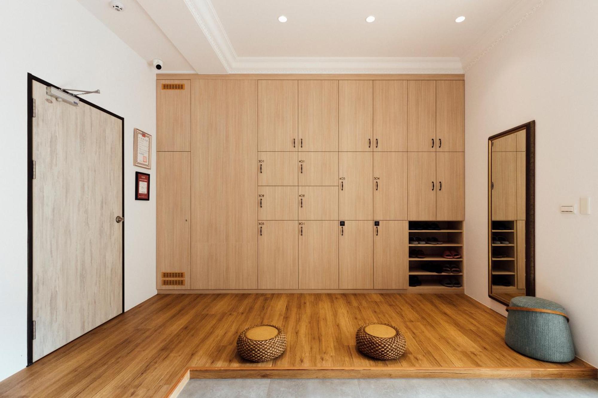 鹹菜巷8號 Hotell Tainan Exteriör bild